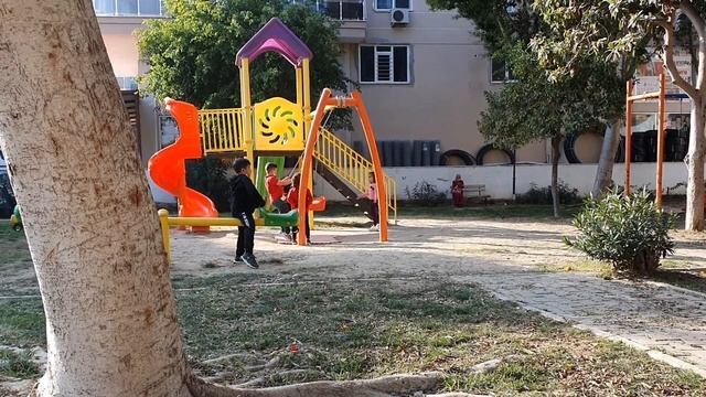 Турецкий барбершоп и женская парикмахерская. XL Burger в Демре.Турция 2021. смотреть онлайн