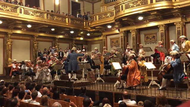 Mozart Orchestra Vienna Opera смотреть онлайн