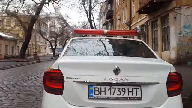 Машина "Олимп-Юг" уже три месяца живет на Кузнечной смотреть онлайн