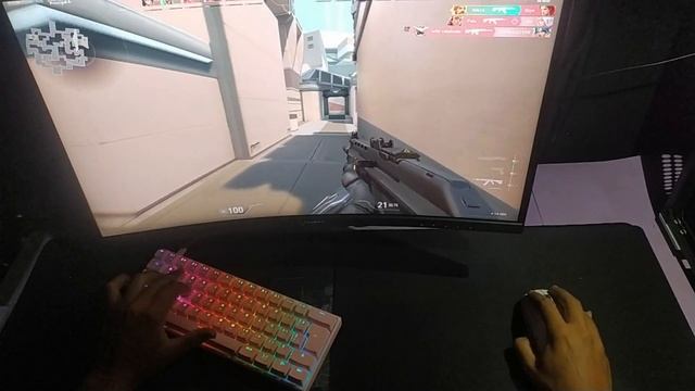 ASSIM É A SENSAÇÃO DE JOGAR EM 165HZ (POV) VALORANT. :) смотреть онлайн