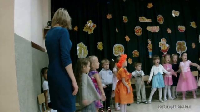 Осень снова к нам пришла 27.10.2017 группа Семицветики смотреть онлайн