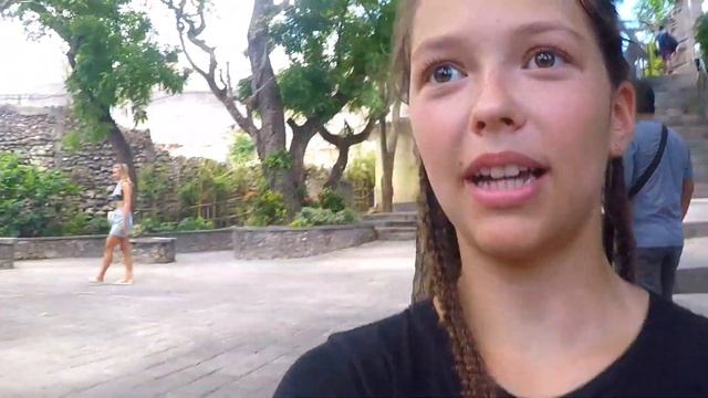 БАЛИ #3 | Самый крутой водопад на Бали | Наступила на морского ежа | Пляж Padang Padang смотреть онлайн