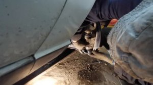 Замена шаровых опор на Toyota Corolla
