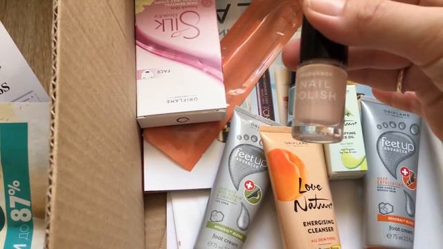 Распаковка заказов из AVON и ORIFLAME смотреть онлайн
