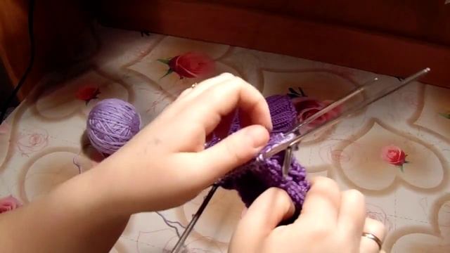 Вязание спицами Варежки двойные-Ажурные листья с косами.Часть 2 смотреть онлайн
