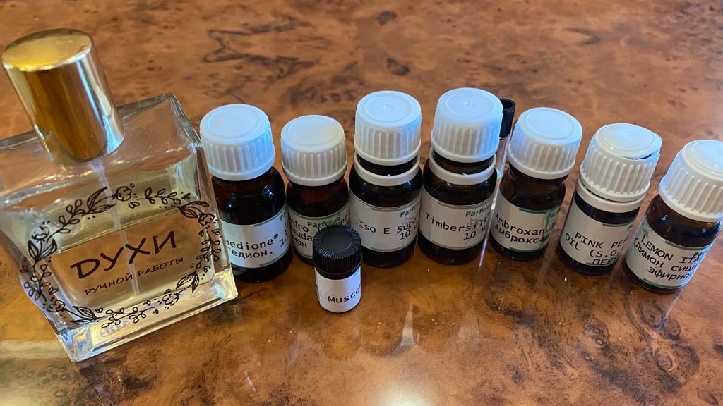 Молекула 01 Эсцентрик / Molecules 01 Escentric - мой опыт создания духов. смотреть онлайн