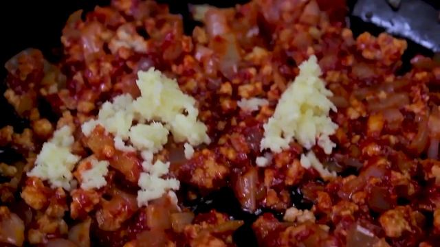 Фаршированные овощи по-гречески! Очень красивое и вкусное блюдо овощи гемиста! смотреть онлайн