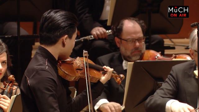 Bruch Violin Concerto No.1 | Kerson Leong - Live in Brussels смотреть онлайн
