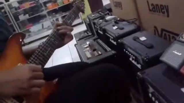 Marshall MS2 Mini guitar Amp смотреть онлайн