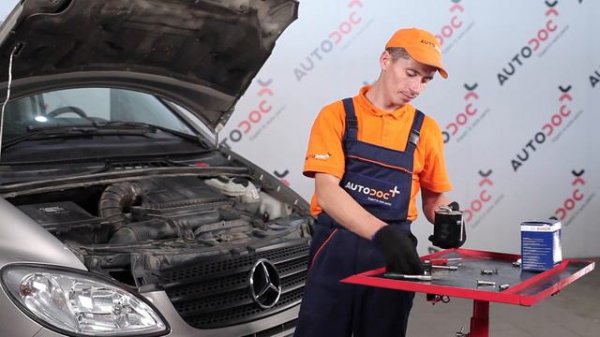 Wie MERCEDES VITO W639 Kraftstofffilter wechseln [AUTODOC TUTORIAL]