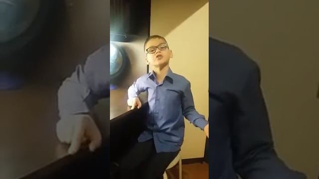 Стихотворение «Мы младшего брата давно уже ждём», автор Марина Бородицкая смотреть онлайн