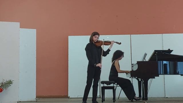 Разинкова Елизавета, 16 лет. М.Брух "Шотландская фантазия "1ч, М. Де Фалья "Испанский танец " смотреть онлайн