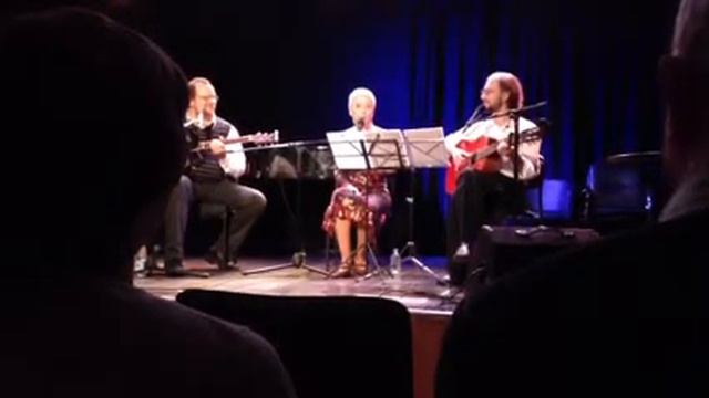 Ойфн Вег "нездешняя пластинка" смотреть онлайн