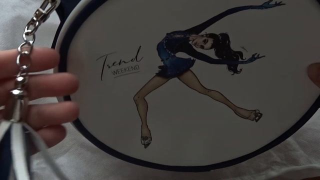 Автограф Олимпийской Чемпионки 2022- Анны Щербаковой! И сумочка! смотреть онлайн