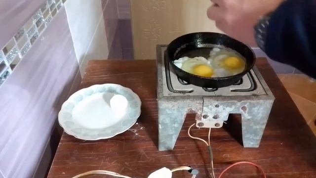 Готовим обед от солнечных панелей на прямую без инвертора! смотреть онлайн