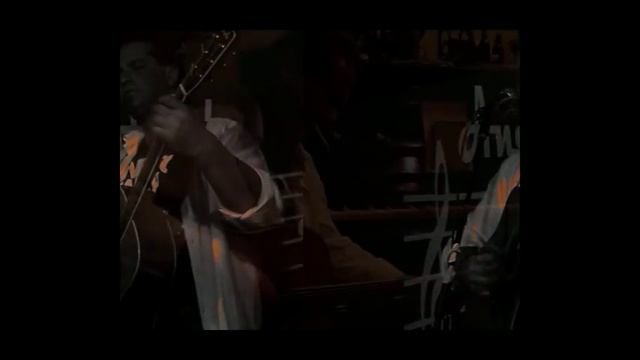 Emo Elazar Project- Pozovi menia-Live! avi смотреть онлайн