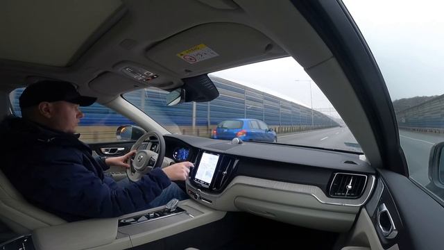 Volvo XC60 B4 2022 test | Czy jedzie z nami Google? смотреть онлайн
