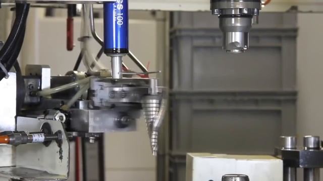 Как делают ступенчатые сверла смотреть онлайн