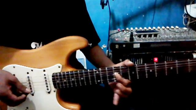 NIRVANA - KURT COBAIN -The man who sold the world - guitar cover fender squier affinity 2000 смотреть онлайн