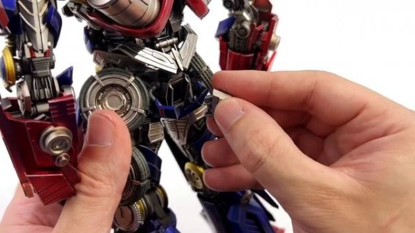 Optimus Prime Threezero DLX Transformers Revenge of the Fallen Diecast Unboxing & Review