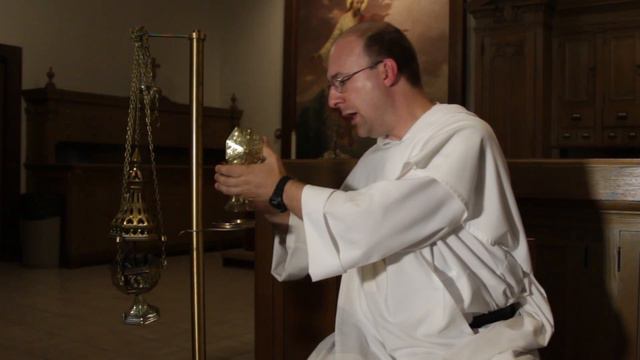 Why do Catholics burn incense? смотреть онлайн
