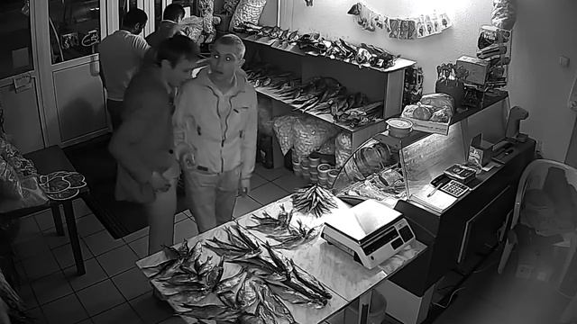 Ограбление магазина на федеральной трассе М-5. с.Печерское 16.05.16 (Сызрань) смотреть онлайн