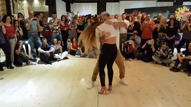 Daniel and Desiree Luis Fonsi - Despacito ft. Daddy Yankee Bachata смотреть онлайн
