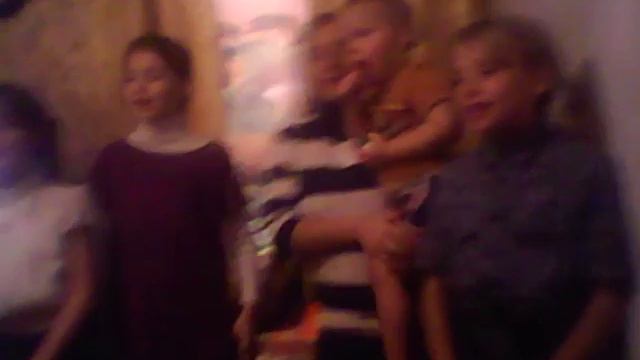 Племянники поздравляют меня с днём рождения ! Песня супер. смотреть онлайн