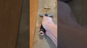 Замена ПВХ плитки на клею!