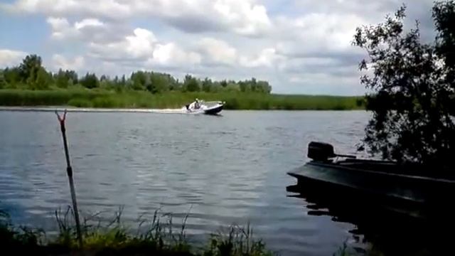 лодка Terhi 4110, с мотором Tohatsu 50 л.с. смотреть онлайн