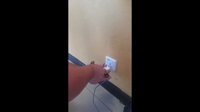 как подключиться к розетке в Азии без переходников смотреть онлайн