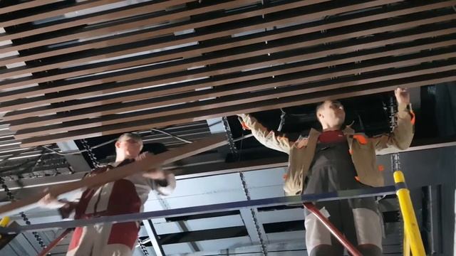 Кубота - подвесной алюминиевый потолок. Гараж в частном доме. 20.06.21 смотреть онлайн