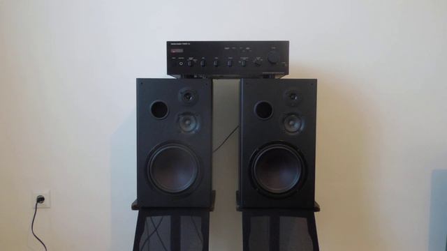 #hifiaudio  Grundig SLB 2 Lautsprecher