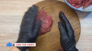 ИДЕАЛЬНАЯ КОТЛЕТА ДЛЯ БУРГЕРА - РЕЦЕПТ АМЕРИКАНСКОГО ШЕФА. Как сделать сочную котлетку дома