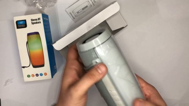 Видео обзор: Портативная bluetooth колонка влагостойкая TG-157 Pulse с разноцветной подсветкой смотреть онлайн
