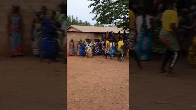 Фестиваль ВУДУ в Бенине 2 смотреть онлайн