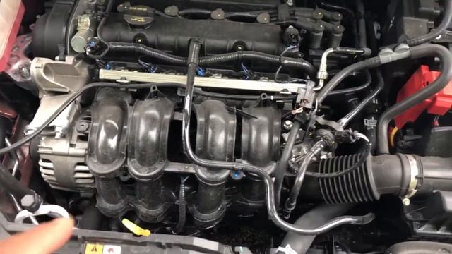 FORD FIESTA- Adding oil – the location of where oil is added смотреть онлайн