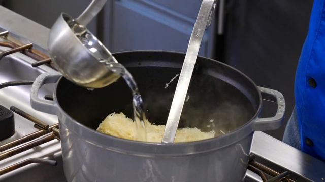 Schupfnudeln und Filderkraut // Stuttgart geht durch den Magen смотреть онлайн