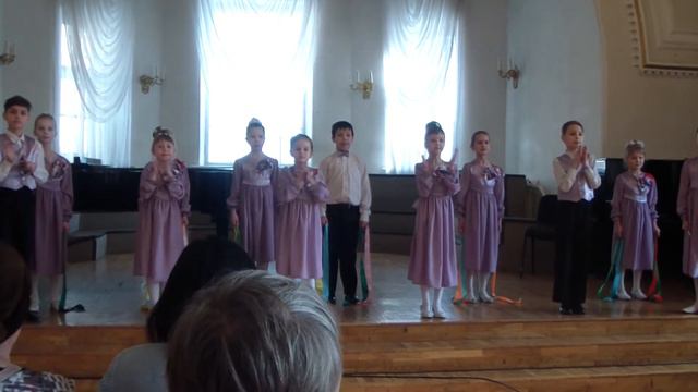 АНСАМБЛЬ "УТРО" КАЛИННИКОВ В. "РАДУГА-ДУГА" смотреть онлайн