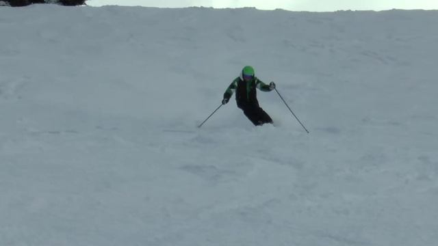 PMTS Rocks! New Blackcomb Gondola (Whistler). Dynamic Turns on Rossi Hero Athlete SL skis. смотреть онлайн