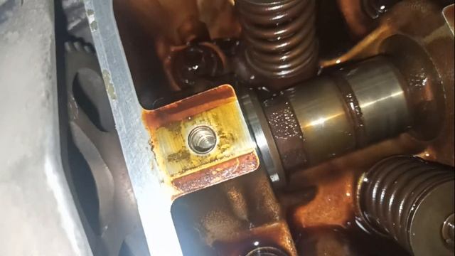 Стук в двигателе, псевдо распредвал или брякающая ось рокеров Рено Логан K7J и K7M. смотри до конца