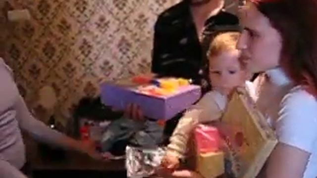 28 сентября 2005 год - Годик Полинкиной Сонечке смотреть онлайн