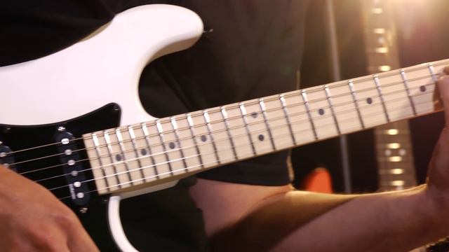 Charvel USA Select So-Cal Style 1 HSS FR Demo смотреть онлайн