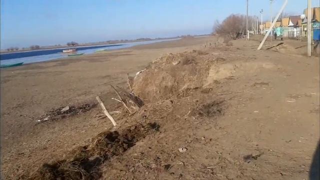 с утра начали монтаж септика. смотреть онлайн