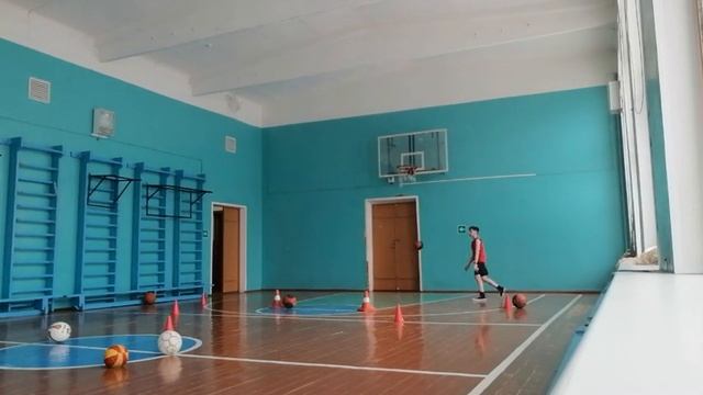 Просто бросаю мяч в кольцо смотреть онлайн