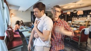 Первая помощь: что делать, если человек подавился? Прием Геймлиха.