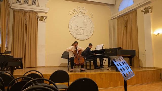 Г. Малер «Песни странствующего подмастерья», переложение для виолончели и фортепиано смотреть онлайн