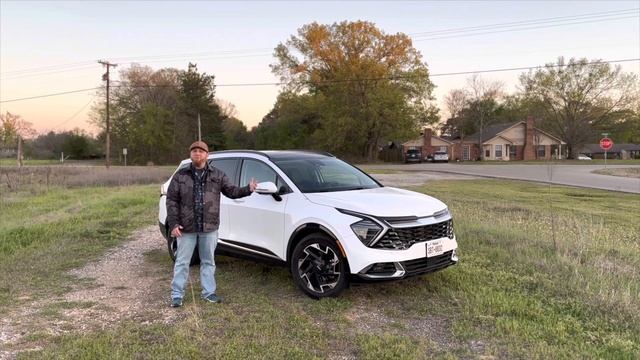 Family Hauler, Fuel Efficiency, and It’ll Tow the Toys! #kiasportage2023 #wideopenreviews #kiausa смотреть онлайн