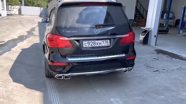Установка обвеса 6.3 AMG на автомобиль Mercedes GL X166. смотреть онлайн