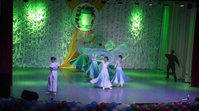 Образцовый хореографический ансамбль "Первоцвет" "Тучи в голубом" смотреть онлайн